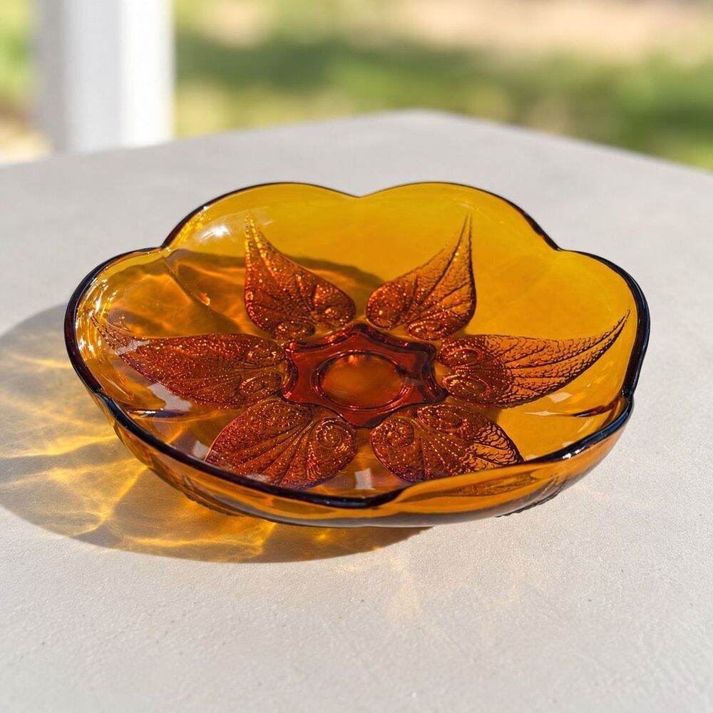 MCM Mid Century Modern Bowl Floral Pressed Glass Amber 7.5” Boho Retro Unbranded